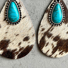 Load image into Gallery viewer, Hillbilly Bone Earrings
