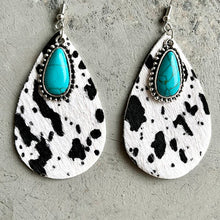 Load image into Gallery viewer, Hillbilly Bone Earrings
