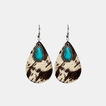 Load image into Gallery viewer, Hillbilly Bone Earrings
